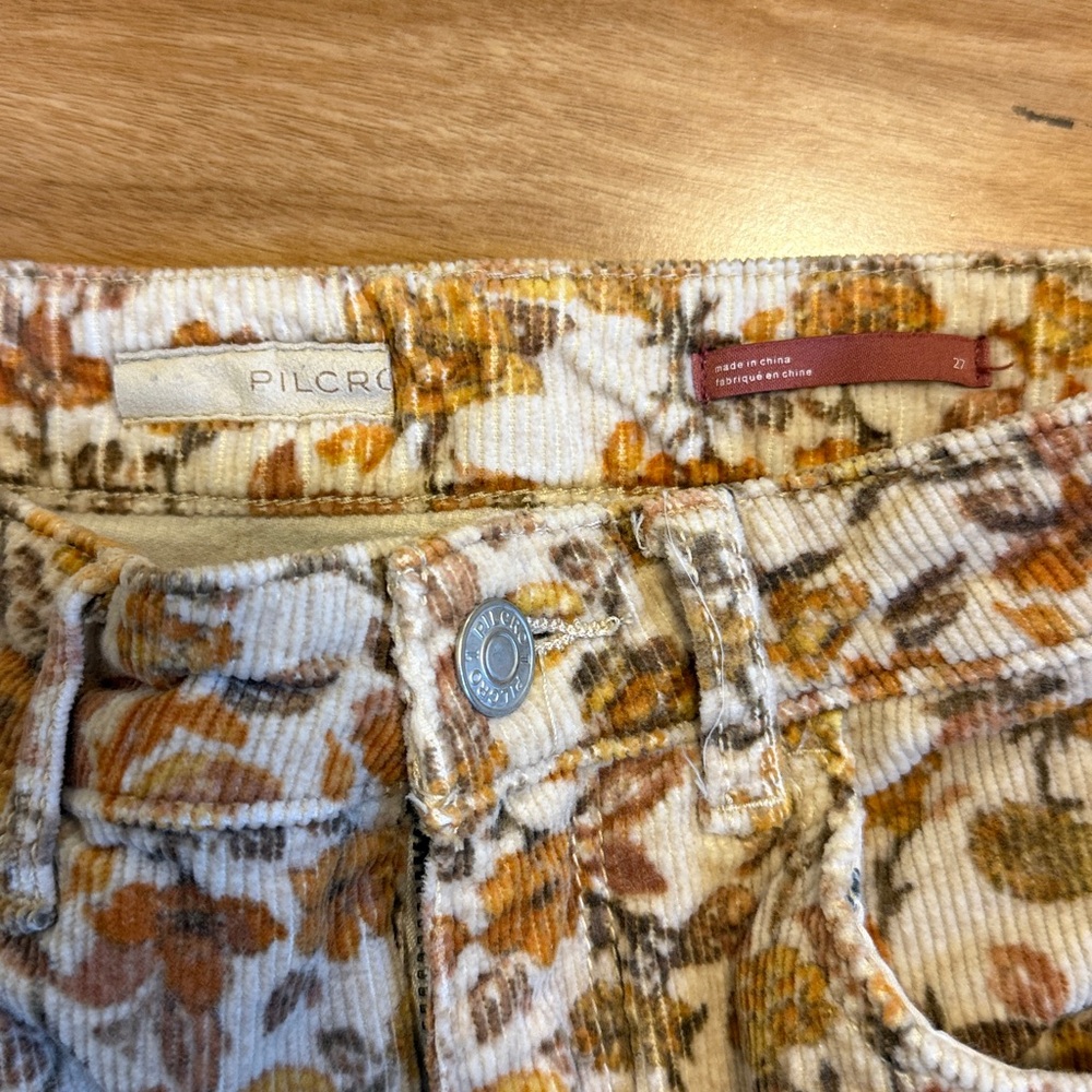 Pilcro The Icon Floral Corduroy Stretch Flare Pants (size 27) - Picture 6 of 6